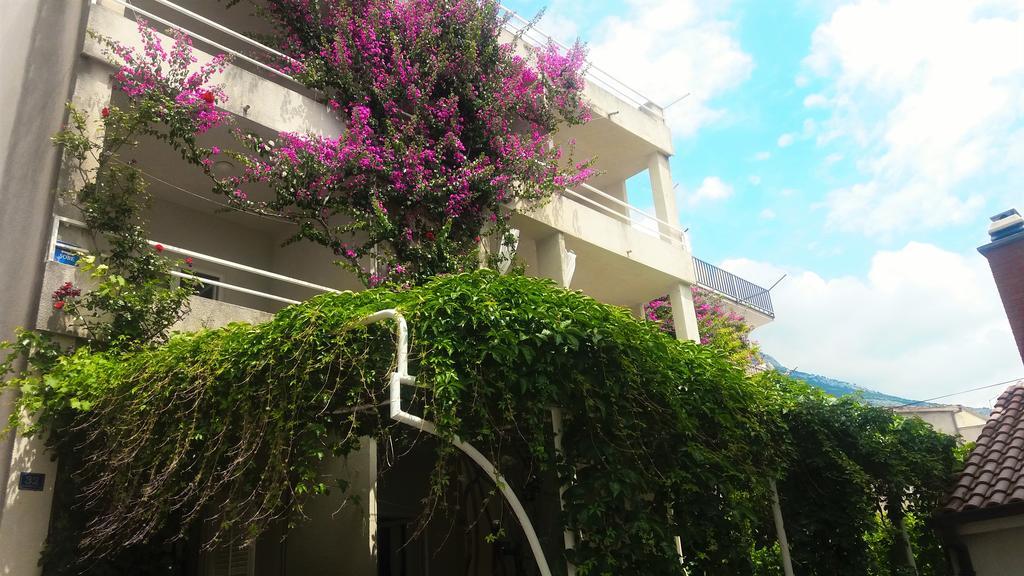 Apartments Angela Makarska Exterior photo