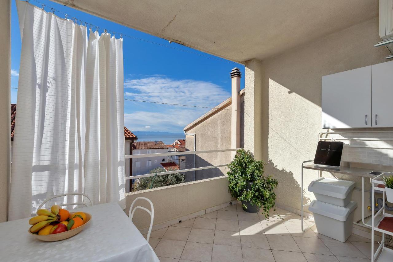 Apartments Angela Makarska Exterior photo